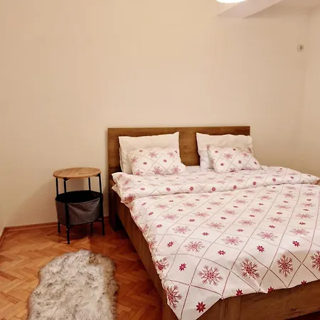 Holiday home Quiet, Family-friendly House With Garden & Parking Skopje