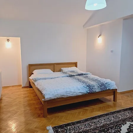 Quiet, Family-friendly House With Garden & Parking Holiday home